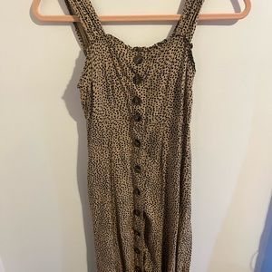 Super cute juniors button down dress!